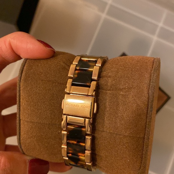 Michael Kors Mini Parker Crystal Bezel Watch - Picture 5 of 7